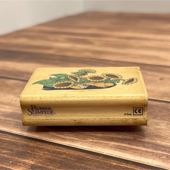 HTF RUBBER STAMPEDE A1011E PEEKING SUNFLOWER POCAHONTAS DISNEY WOOD MOUNT STAMP - Picture 4 of 6
